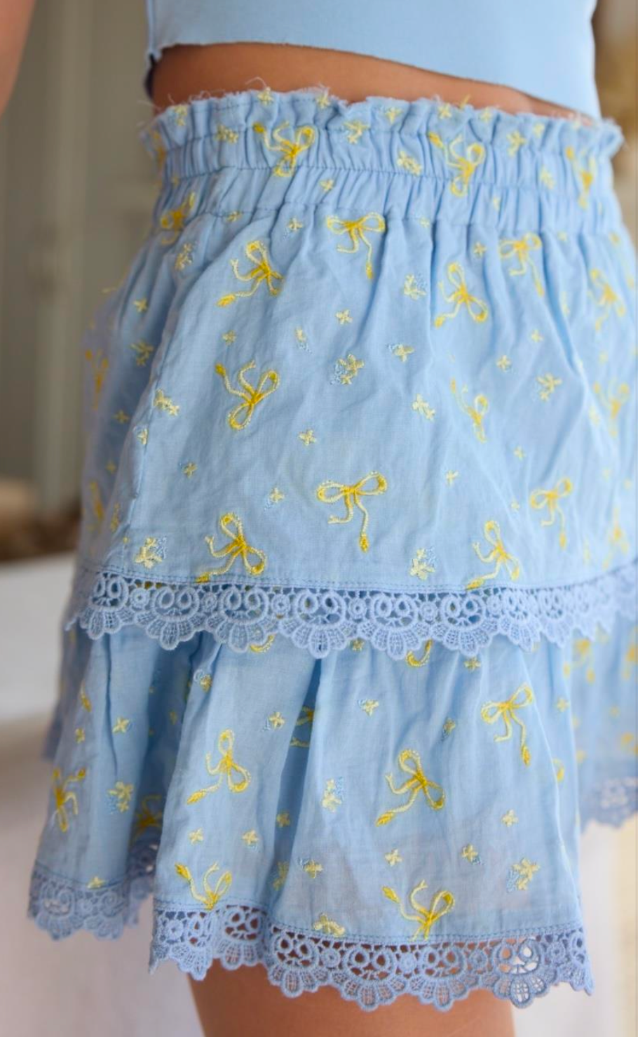 NANTUCKET BREEZE TIERED RUFFLE SKORT MINI