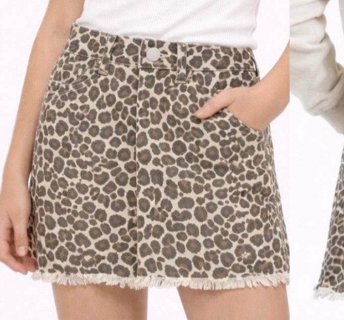 Leo Leopard Raw Edge Skort